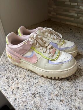 Nike Women’s Air Force 1 shadow cashmere / pale coral color way (cream, pastel)
